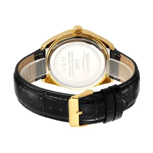 Herren Quarzuhr Rückansicht, goldene Zinklegierung Gehäuse, schwarzes Lederarmband Business.