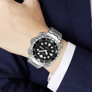 Men's stainless steel quartz watch business casual waterproof wristwatch with black dial.