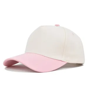 Cappellino da baseball a 5 pannelli con visiera curva rosa e corona beige, cappello elegante.