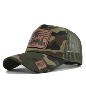 Camouflage mesh trucker hat with leather deer patch, adjustable outdoor sports baseball cap for summer.