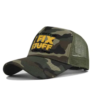 Camouflage mesh trucker cap ademende honkbalpet met grappige opdruk aan voorkant