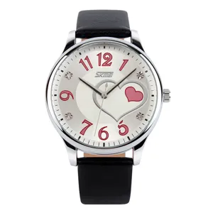 Damen Süße Herz Zifferblatt Quartz Uhr Strass Skala Lederarmband Wasserdichte Armbanduhr Mode Casual Geschenk