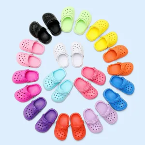 Simpatici Mini Zoccoli Per Artigianato Fai da Te Giocattoli Per Animali Domestici Abbigliamento Borsa Ciondolo Portachiavi Fare Colorati Di Plastica Minuscole Scarpe Ornamenti Decorazione Fascino