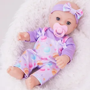 Realistische Reborn Baby Puppe Vinyl Simulation Neugeborenen Spielzeug Set Mit Lila Jumpsuit Outfits Schnuller Schlafsack Spielset Für Kinder