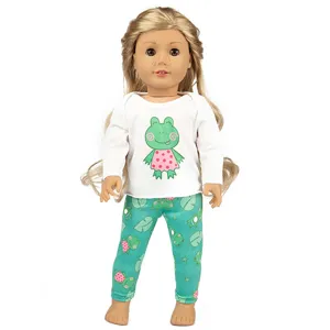 Details zum 18-Zoll-Puppenkleidungsset, niedliches Frosch-Muster Top und grüne Hosen.
