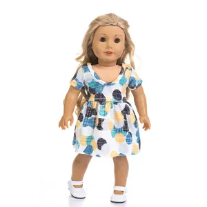18 Zoll Puppenkleidung Set mit gemustertem Kleid und weißen Schuhen für Modepuppen.