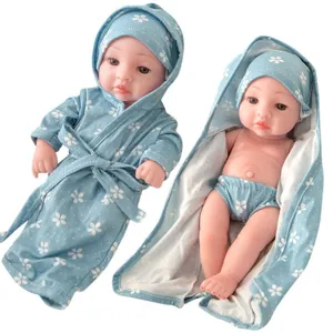 Stoff Bedruckter Bademantel Mit Kapuze Für Kleine Reborn-Puppe Blumiger Schlafanzug Outfit Set Mini Spielzeug Puppenkleidung