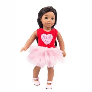 45cm Puppe mit rotem Herz-Oberteil und rosa Tutu-Rock, ideal zum Anziehen und Spielen.