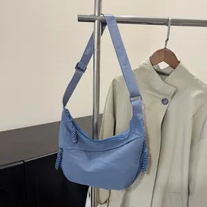 Borsa a tracolla alla moda in nylon da donna, grande borsa hobo versatile vista principale