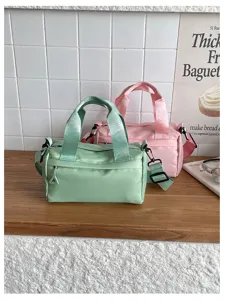 Bolso bandolera informal de nylon para mujer, bolso de mano ligero y multifuncional diario.