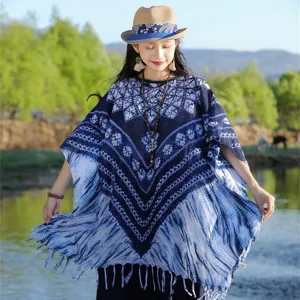 Ethnic Στυλ Poncho Σάλι Με Tie Dye Τύπωμα για Γυναίκες Βίντατζ Μπλε Πορσελάνη Προστασία από τον Ήλιο Μείγμα Βαμβακιού Κασκόλ