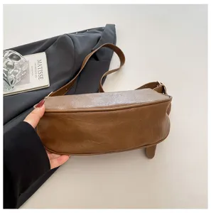 Borsa a tracolla vintage marrone da donna, elegante borsa dumpling in ecopelle per lavoro.