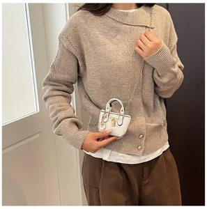 Mini bolso cruzado estilo coreano elegante con cadena metálica, bolso de hombro chic.