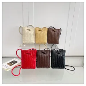 Women mini woven crossbody bag stylish shoulder mobile phone bag versatile summer small purse