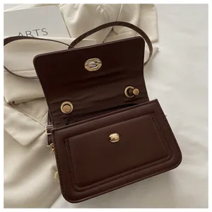 Damen Braune Umhängetasche Modische Kette Quadratische Tasche Stilvolle PU Leder Handtasche