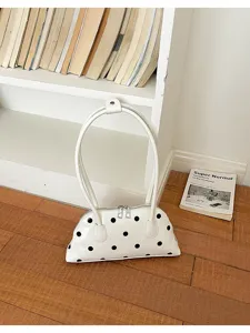 Koreaanse stijl zoete polkadot bowlingtas, glanzende witte handtas met zwarte stippen en handvatten.