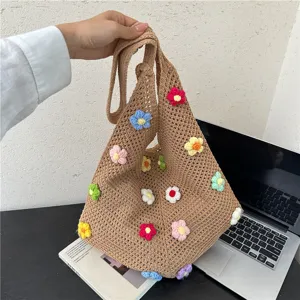 Sac cabas en tricot crochet chic pour femme, grand sac de plage floral pour vacances d'été.