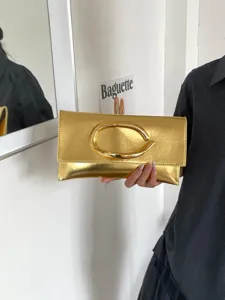 Metalen PU Leren Enveloppe Clutch Tas Voor Dames Trendy C Vormige Ring Handvat Chique Elegante Avondtas Banket Feest