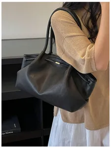 Black leather hobo shoulder bag large capacity slouchy tote stylish casual underarm handbag for women