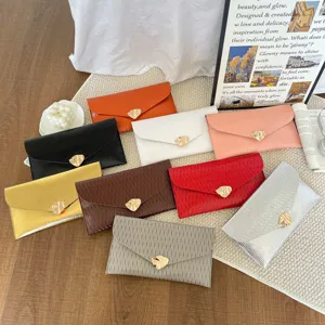 Minimalist PU Leather Pleated Envelope Clutch Bag Chic Metal Lock Women Evening Handbag Stylish Commuter Purse