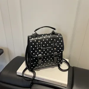 Zaino in Pelle PU con Pois Retro per Donne Casual Collegiale School Bookbag con Ciondolo Orsetto Piccolo Daypack da Viaggio