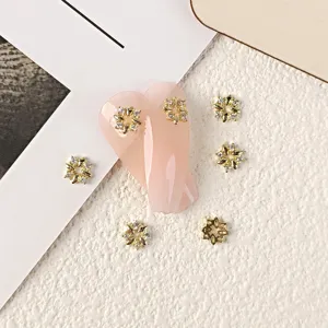Gouden strass nail art bedels sprankelende kristallen geometrische nagelversiering voor DIY