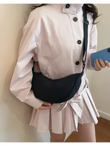 Borsa a tracolla tinta unita stile giapponese, borsa a mezzaluna leggera per donna.