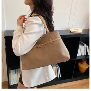 Casual minimalist vintage large capacity shoulder tote bag, stylish commuter handbag for women.