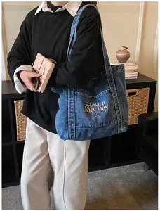 Retro gewassen denim shopper tas voor dames, casual vintage schoudertas met stijlvol borduurwerk.