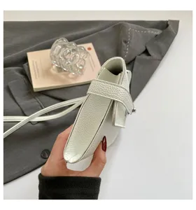 Bolso bandolera pequeño texturizado blanco para mujer, bolso informal vintage de moda.