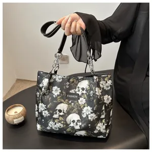 Schwarze Damen Handtasche mit Blumen und Totenkopf Muster, große Schultertasche Shopper.