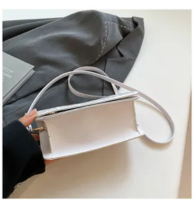 Sac à bandoulière blanc imprimé journal détail, élégant sac carré en cuir PU.