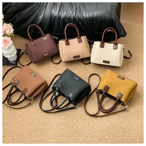 Retro designer women shoulder bag set, chic contrast color crossbody tote for spring summer style.