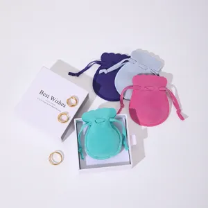Pochettes à bijoux colorées en velours premium avec cordon de serrage en forme de gourde.