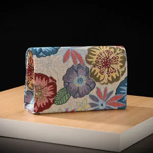 Retro floral jacquard envelope bag detail view, chic vintage shoulder evening bag showcase.