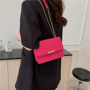 Bolso cruzado de cadena color caramelo para mujer elegante bolso cuadrado acolchado verano