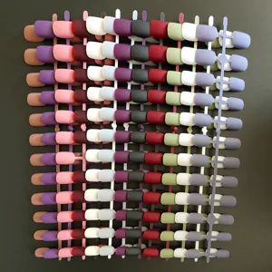 Matte korte ronde neppe nagels druk op nagels kleurrijke acryl nageltips display set