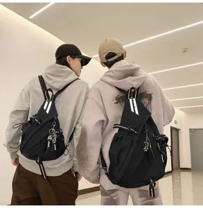 Zaino multifunzionale trendy per uomo e donna, borsa a tracolla sportiva ed elegante.