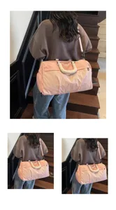 Large capacity pink fitness duffel bag, wet and dry separation travel luggage bag for gym.