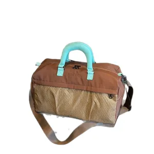 Large capacity fitness duffel bag for travel and gym sports with brown grid design.