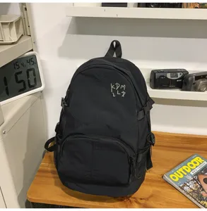 Zaino nero per esterni, grande capacita, zaino scolastico leggero da viaggio per uomo e donna