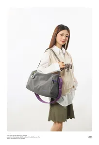 Stylish color-block large capacity yoga duffel bag, lightweight casual shoulder travel bag.