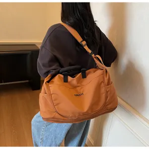Large capacity travel duffel bag waterproof gym sports bag lightweight shoulder luggage for women