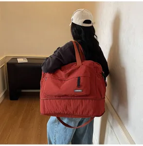 Large capacity travel duffel bag waterproof fitness sports bag for gym and outdoor travel.