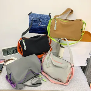 Trendy color-block gym duffel bag, casual large capacity travel shoulder messenger bag.