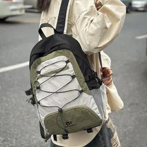 Stiloso zaino con coulisse per donna, trekking all'aperto, viaggio e scuola quotidiana.