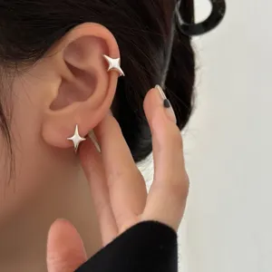 Minimalistische Koperen Ster Oorringen Geometrische Vierzachtige Ster Oorknopjes Stapelbaar Oorclips Voor Dames Heren Sieraden