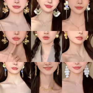 Fashion Alloy Artificial Pearl Flower Tassel Drop Earrings For Women Elegant Gold Silver Rhinestone Stud Earrings Party Jewelry