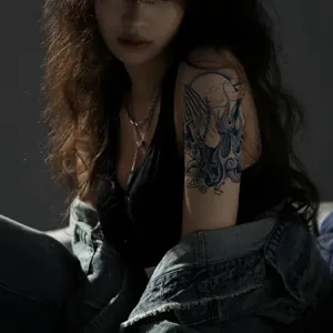 Semi-permanent herbal tattoo sticker waterproof temporary arm tattoo for men and women