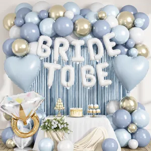 Kit arco di palloncini Bride to be con lettere e tenda a frange per decorazione festa nozze.